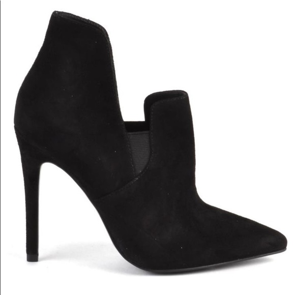 Kendall & Kylie Shoes - Kendall & Kylie Black Amber Suede Dress Booties